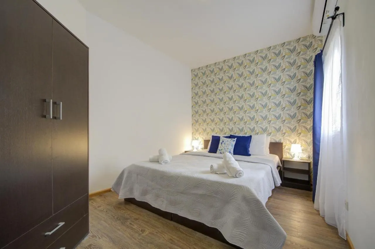 Fleur Court - Sliema 4 Bedroom Side Seaviews Apartments And Penthouse By Shortletsmalta 0*,  مالطا