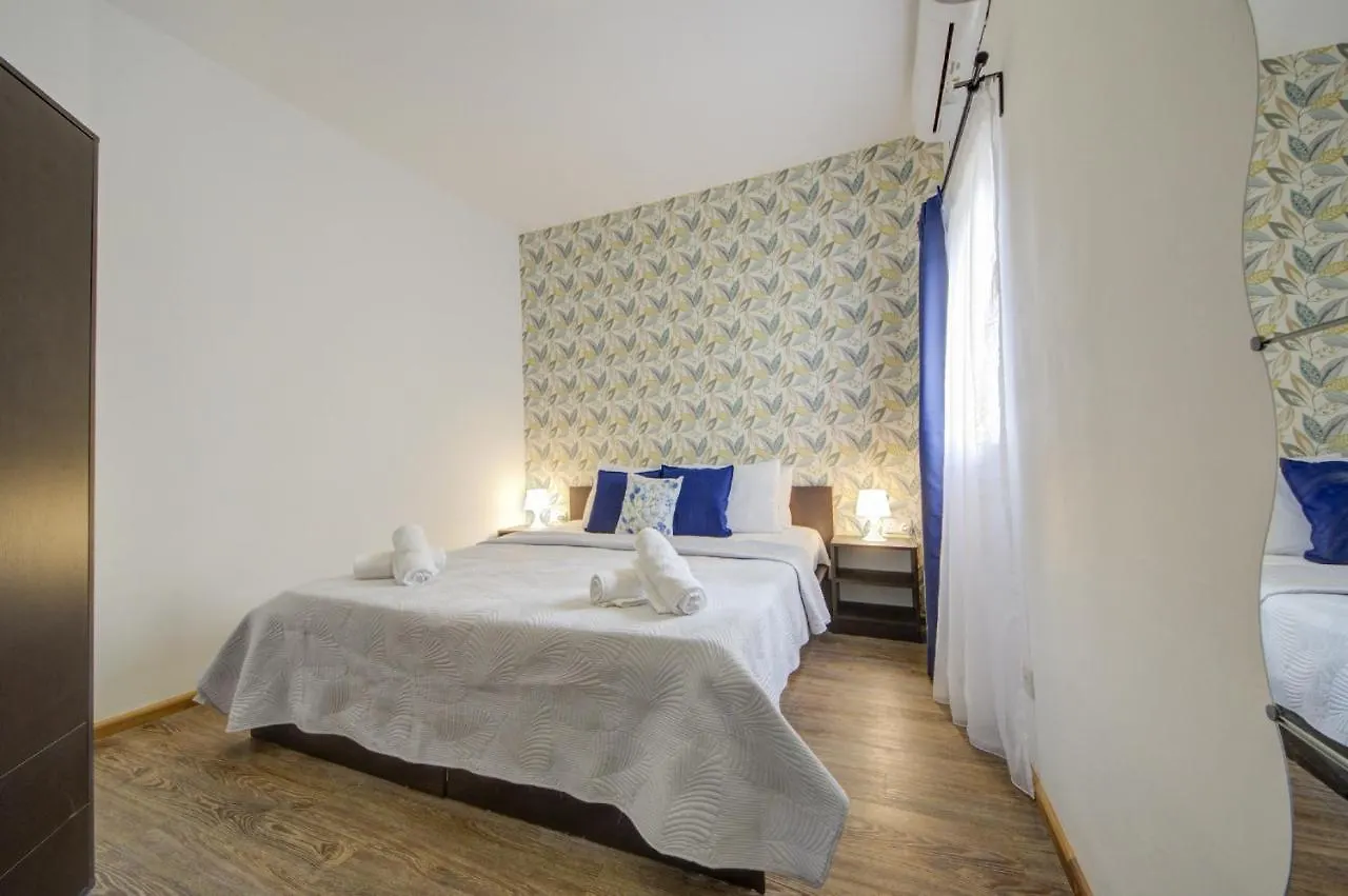 Fleur Court - Sliema 4 Bedroom Side Seaviews Apartments And Penthouse By Shortletsmalta مالطا